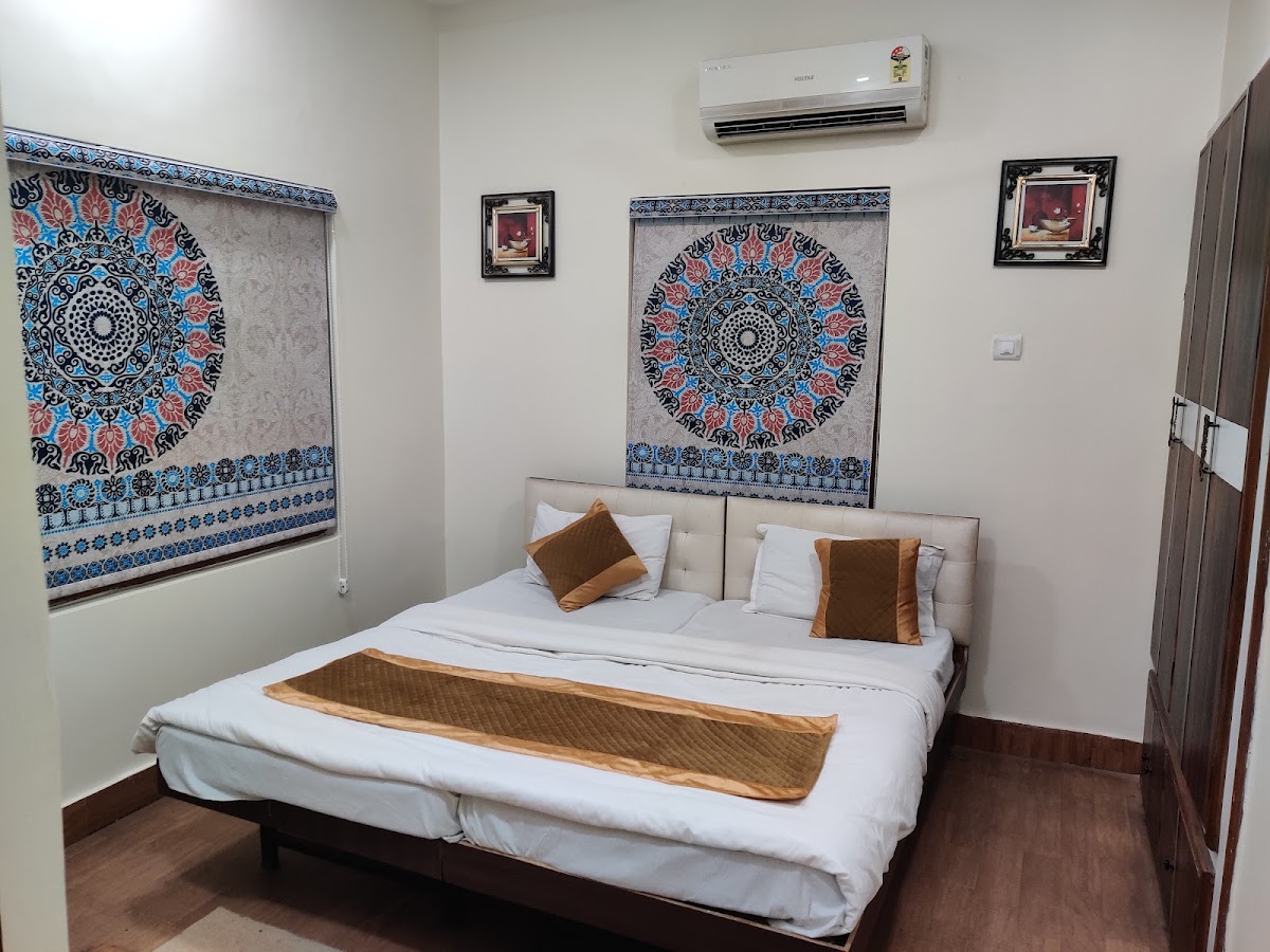 Rampriya Service Apartment & Paying Guest House preview 1