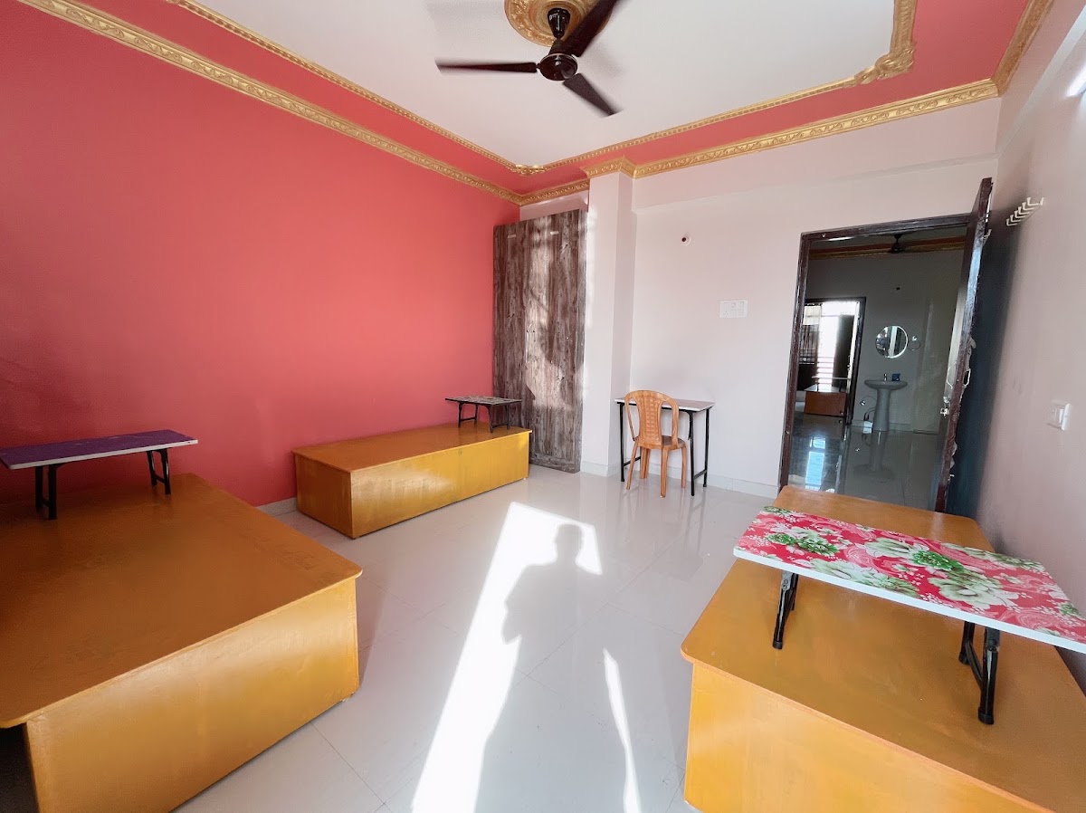 Shri Hanuman Boy's Hostel,Patna – Boys PG in Patna preview photo 1