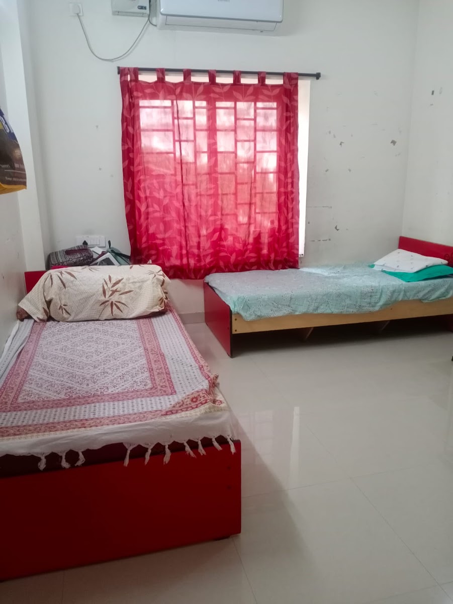 Lotus Executive Women's Hostel – Girls PG in Hyderabad preview photo 1