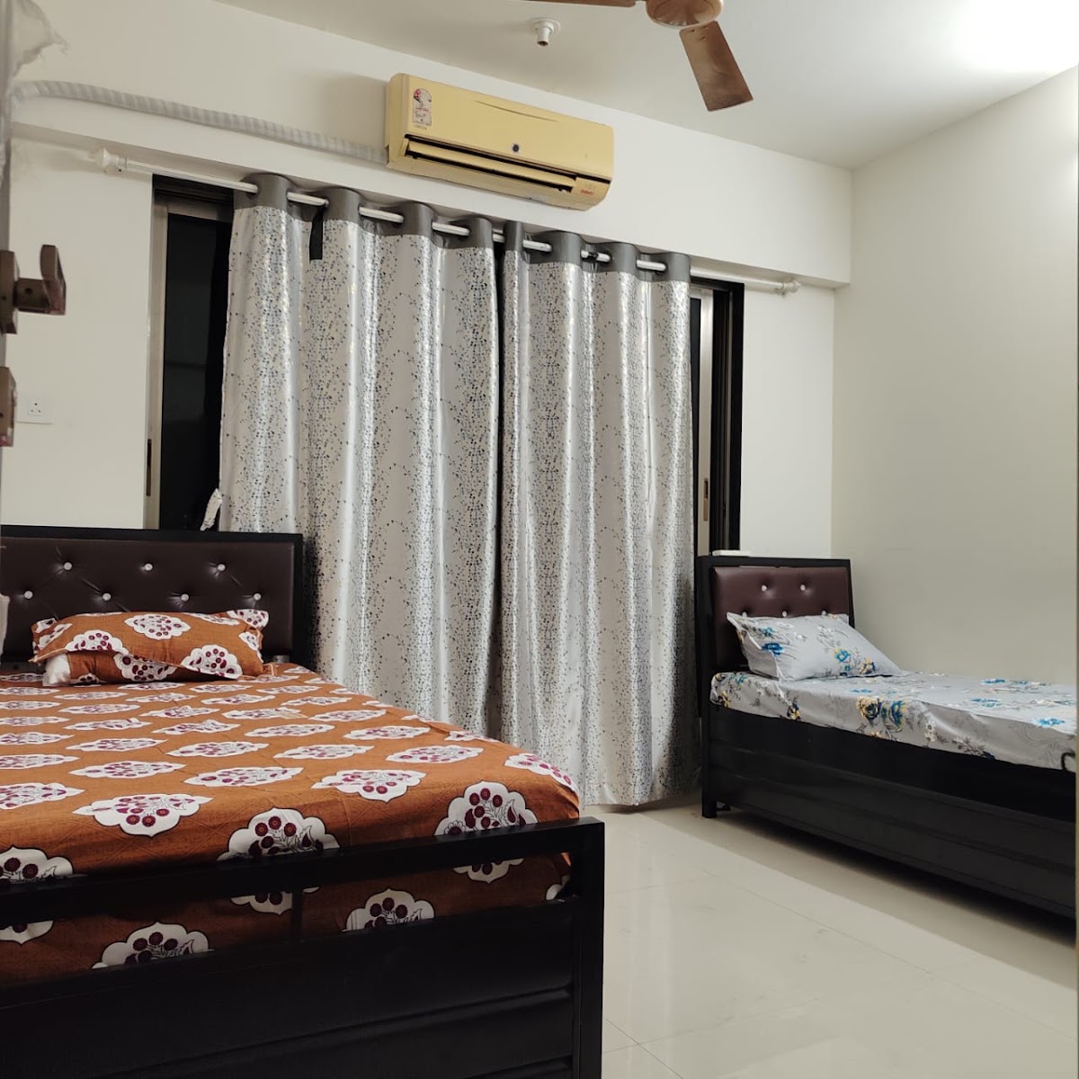 Indigo Room Sharing | PG Services for Boys & Girls in Marol Andheri East – Co-ed in Mumbai preview photo 1