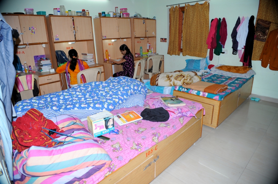RC Girls Hostel – Girls PG in Jabalpur preview photo 1
