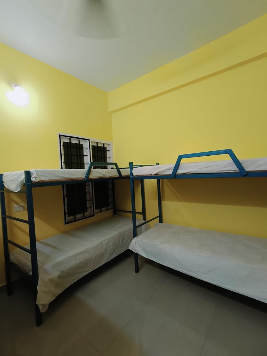 Femme Inn Ladies Hostel & PG – Girls PG in Kochi preview photo 2