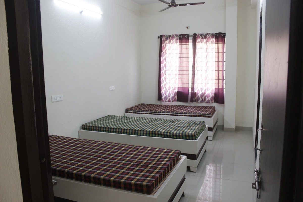 Ghar Aangan Boys Hostel – Boys PG in Indore photo 1