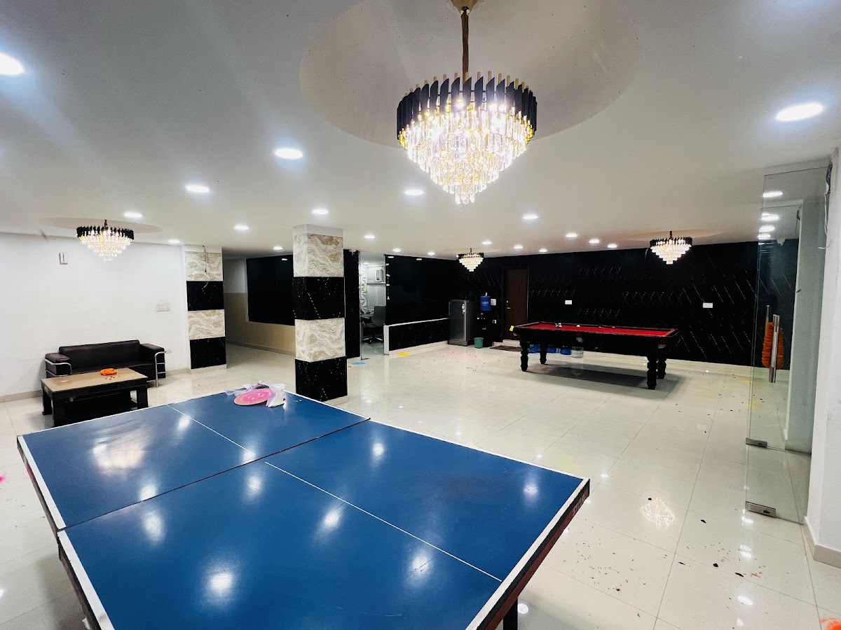 Mishra PG House M-42 - Best Boys Hostel in Noida preview 2