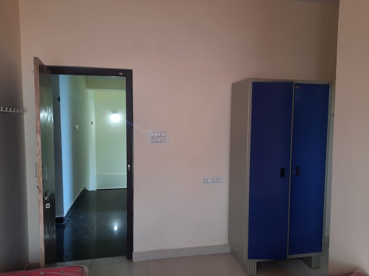 Mayookha Super Executive Girls Hostel and Studyhall preview 2