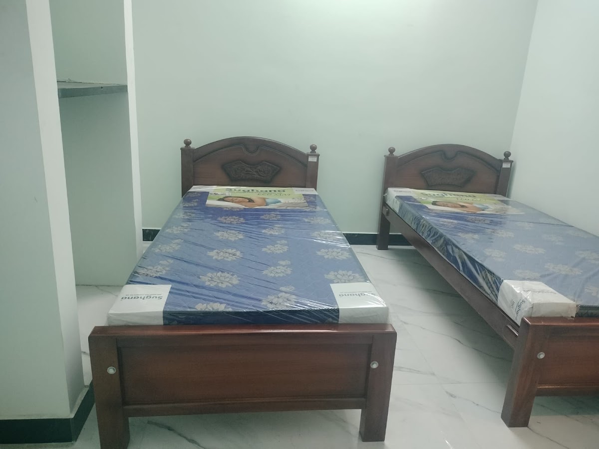 Dr JeenaBai Boys Hostel – Boys PG in Madurai preview photo 1