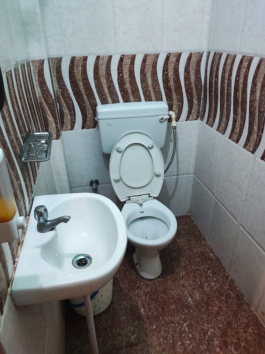 Aavya Girls Hostel Durgakund Varanasi – Girls PG in Varanasi preview photo 2