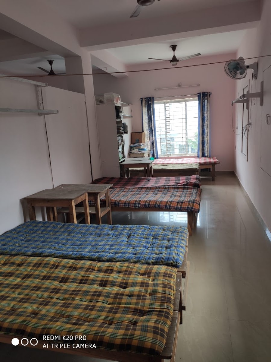 Saket Niwas Girls Hostel – Girls PG in Bhubaneswar preview photo 1