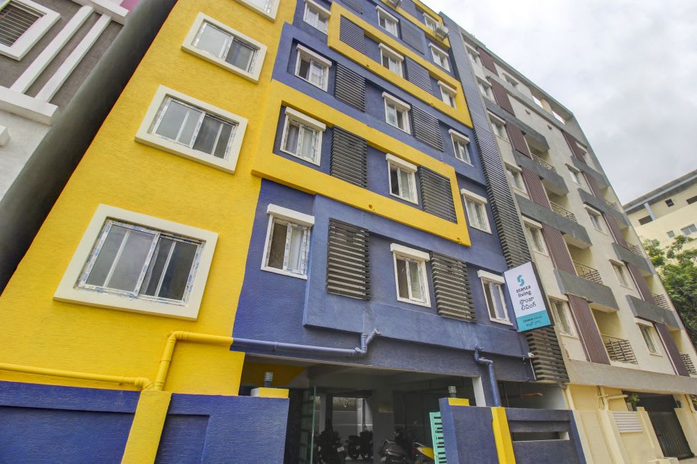 Stanza Living Conroe House | Unisex PG in Gachibowli