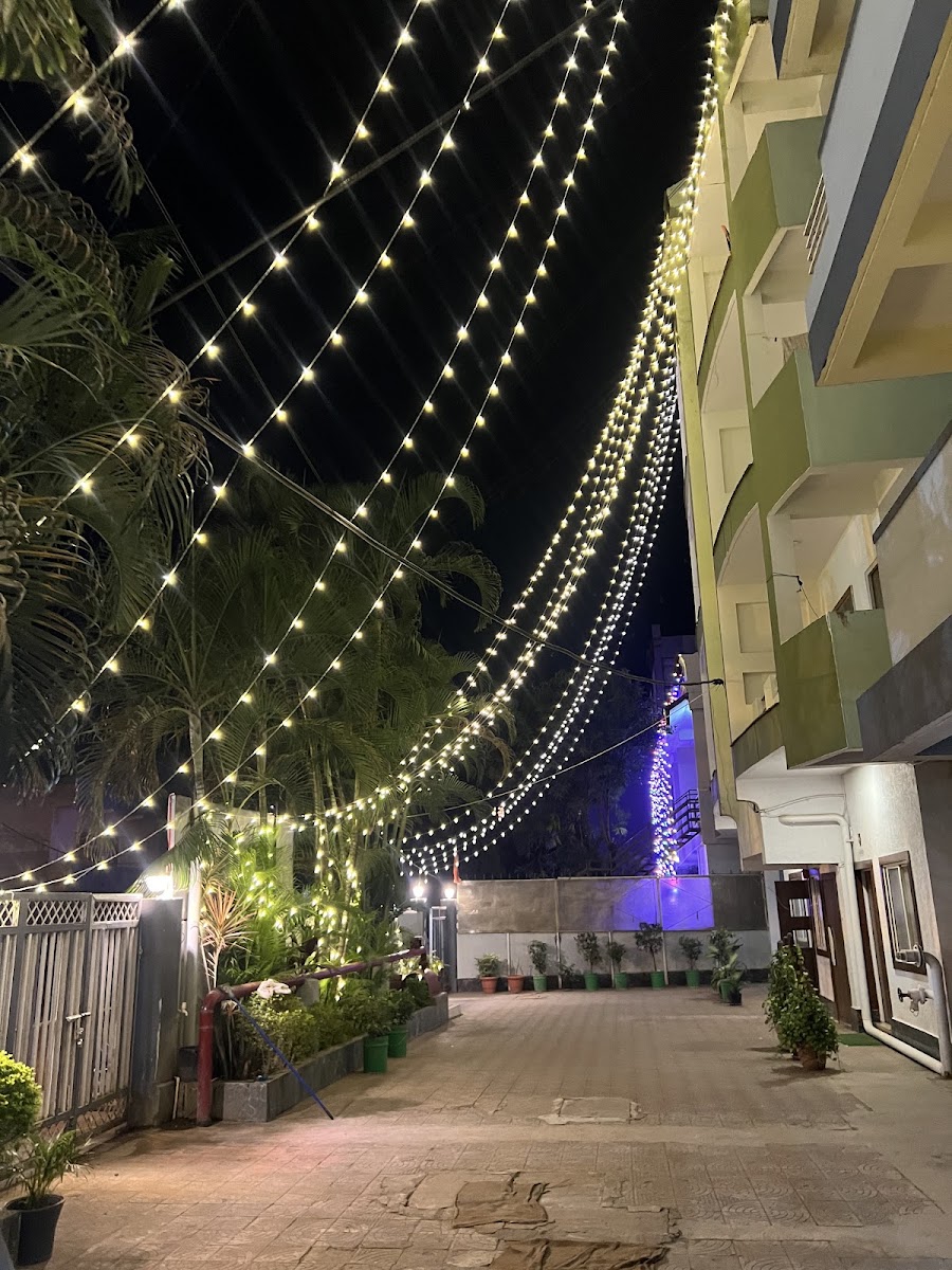 Nirmala Palace Boy's Hostel – Boys PG in Bhopal photo 1