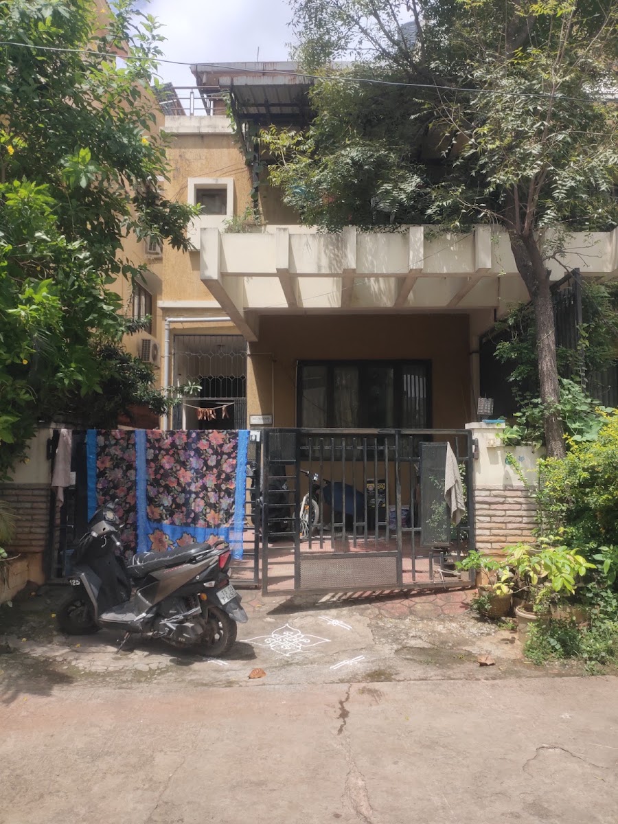 Lavanya Girls pg hostel – Girls PG in Hyderabad preview photo 1