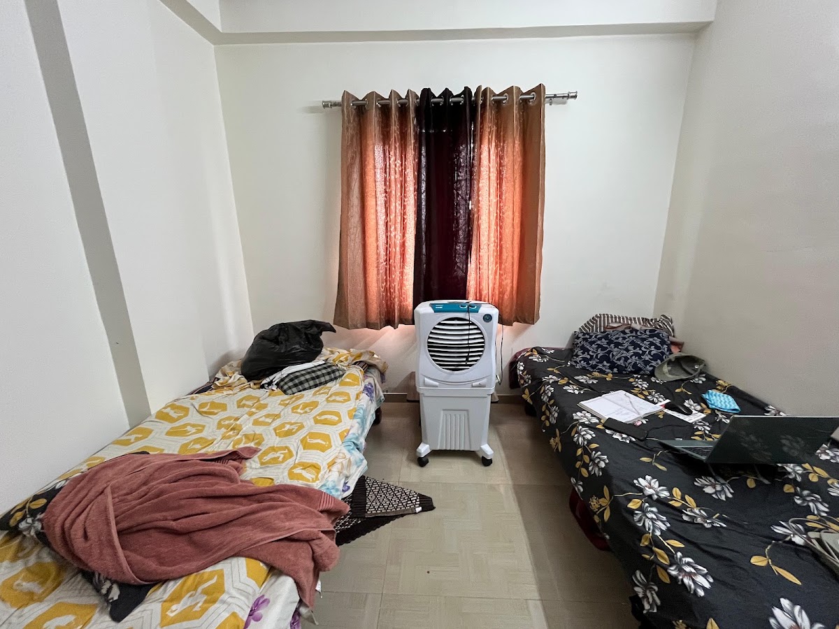 Om Shiv Pg and Hostel preview 1