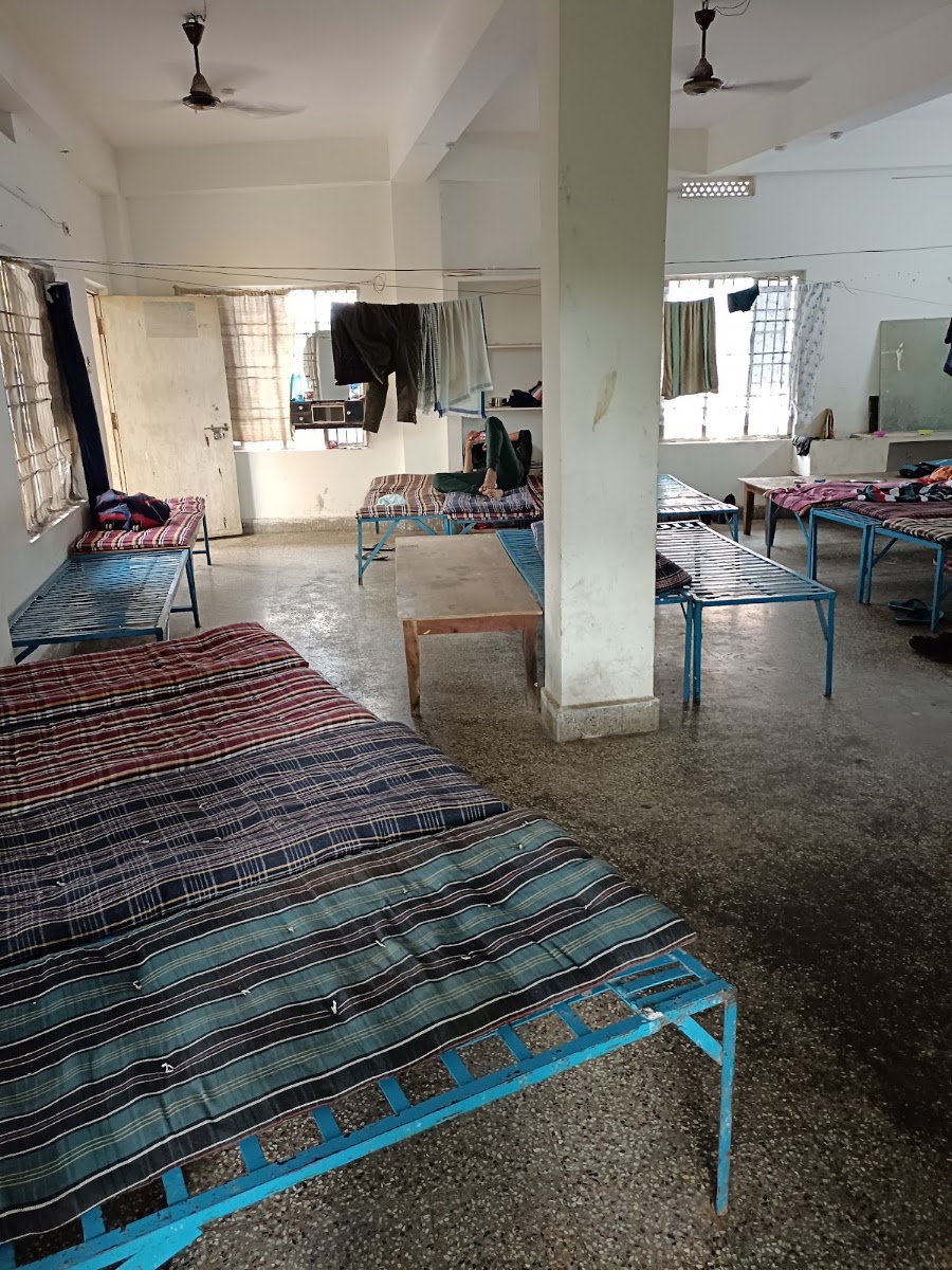 Kruthika Boys Hostel – Boys PG in Warangal preview photo 1