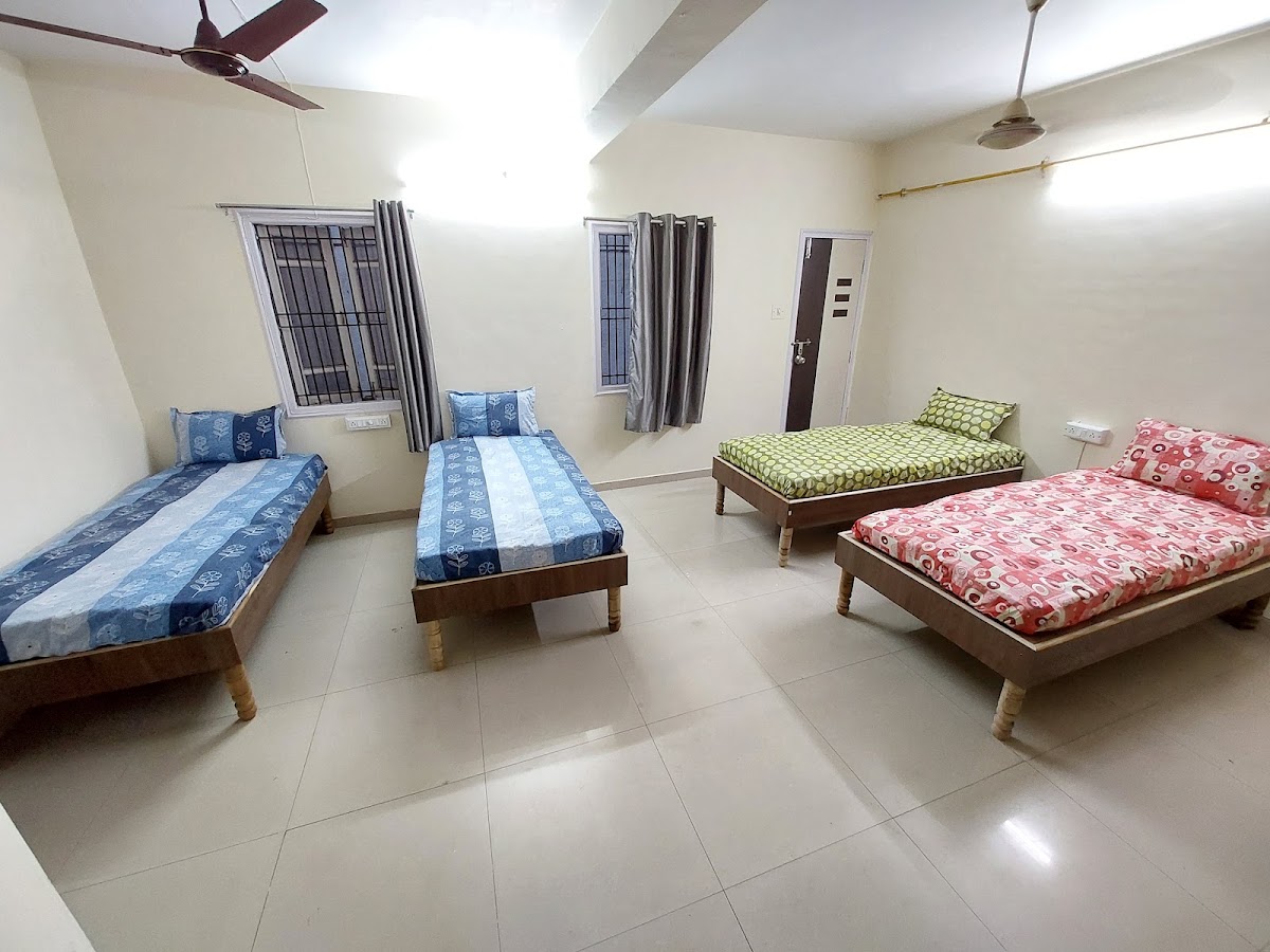 Comfort Paying Guest preview 1
