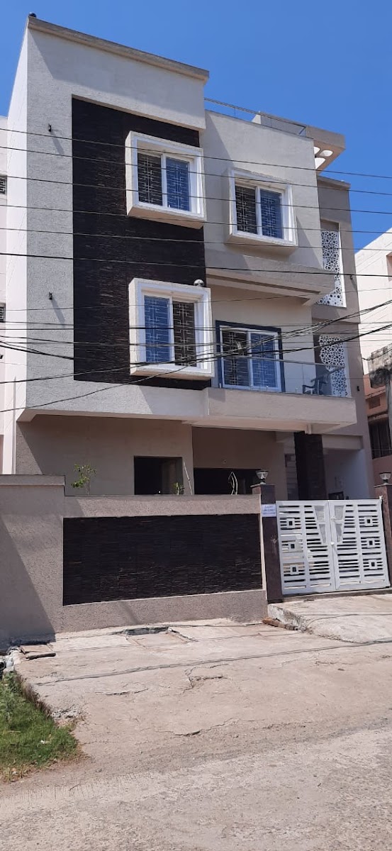 Girls Hostel (Pihu Girls PG House)