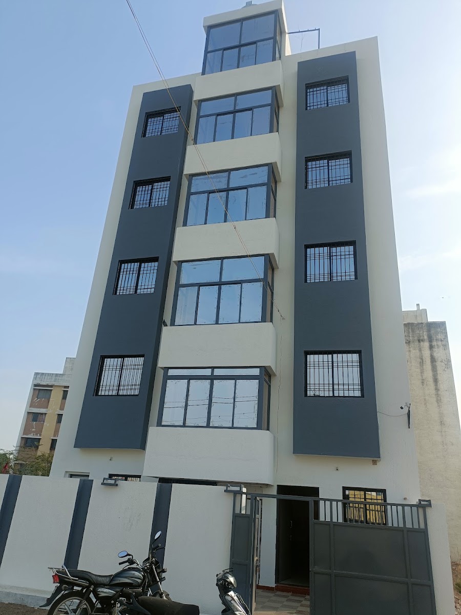 Sarathi Hostel / Boys PG Hostel / 2/3 Bed Sharing Rooms / Hostel with Student Accomodation – Boys PG in Rajkot preview photo 1