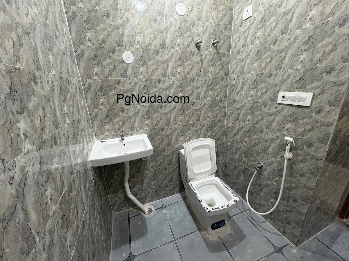 Boys Girls PG in Noida 62 (PGNoida.com) preview 2