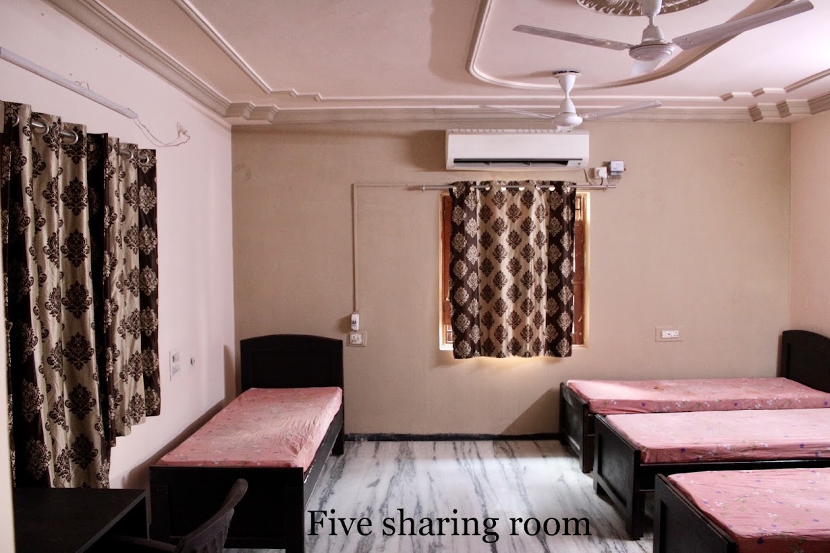 Prerna Pg Accommodation For Girls preview 1
