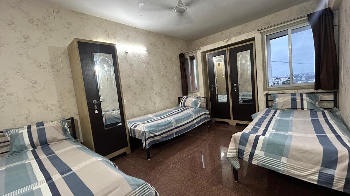 Luxury Paying Guest Boys and Girls (Hostel preview 1