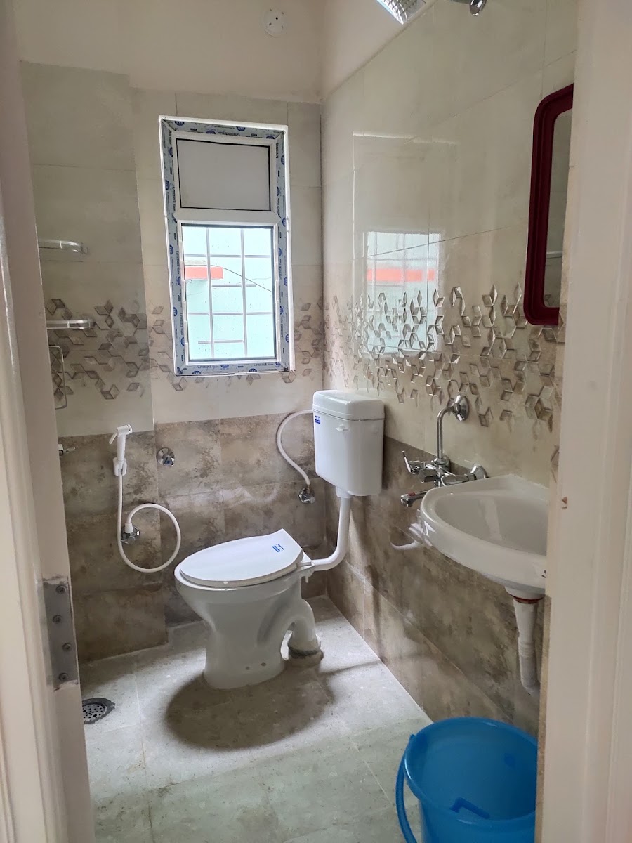Dhruthi Homes by SBL - PG Accomodation for Men / Boys Hostel – Boys PG in Hyderabad preview photo 2