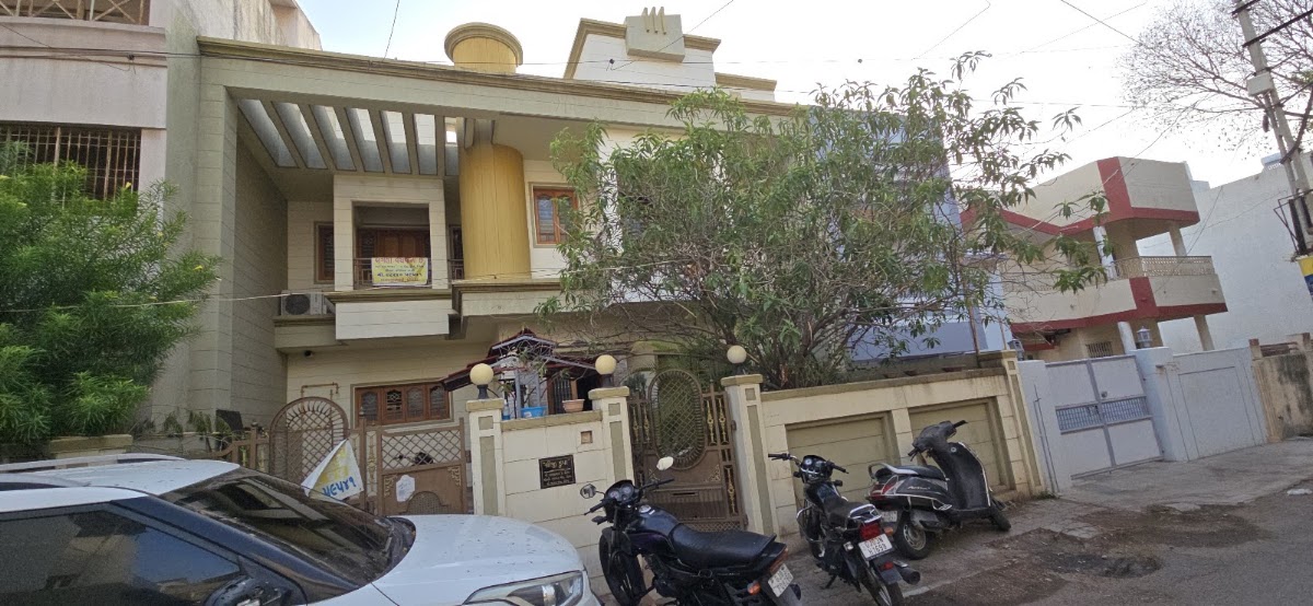 Krushnam boys hostel & pg 2 – Boys PG in Rajkot photo 1