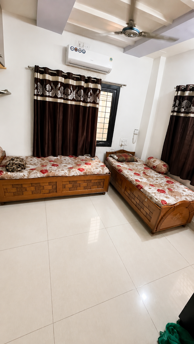 Saheli Girls PG & Hostel in Kamrej - Surat preview 1