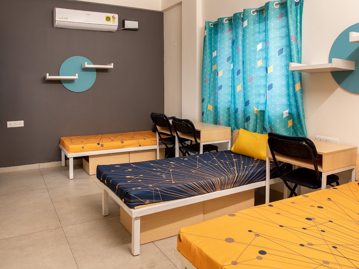 Stanza Living Evansville House - PG in Viman Nagar | Boys PG preview 2