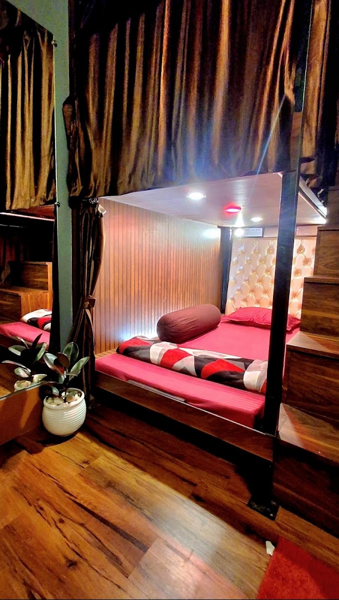 Urbania The Premium Pg or hostel accommodation for boys in Baranagar Kolkata – Boys PG in Kolkata preview photo 2