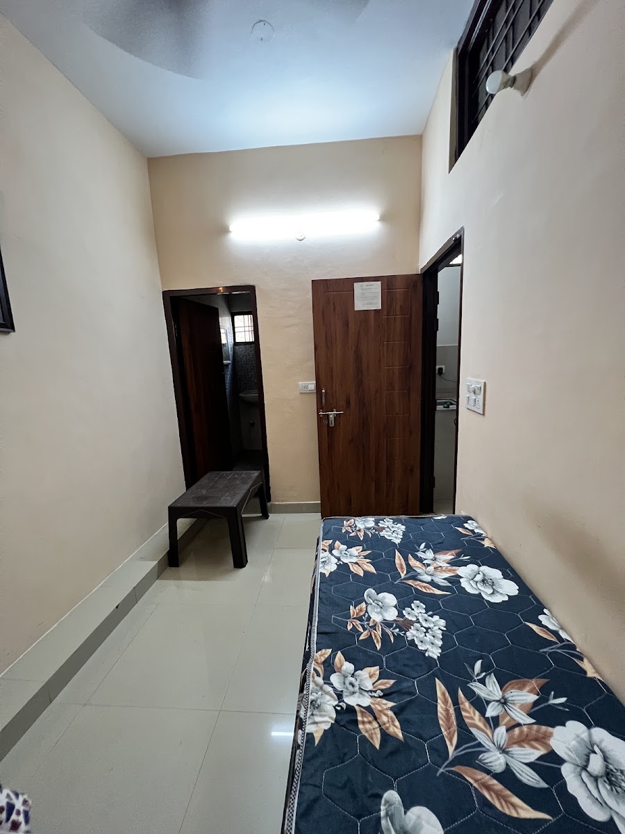 Shivalik Boys PG Hostel – Boys PG in Dehradun preview photo 1