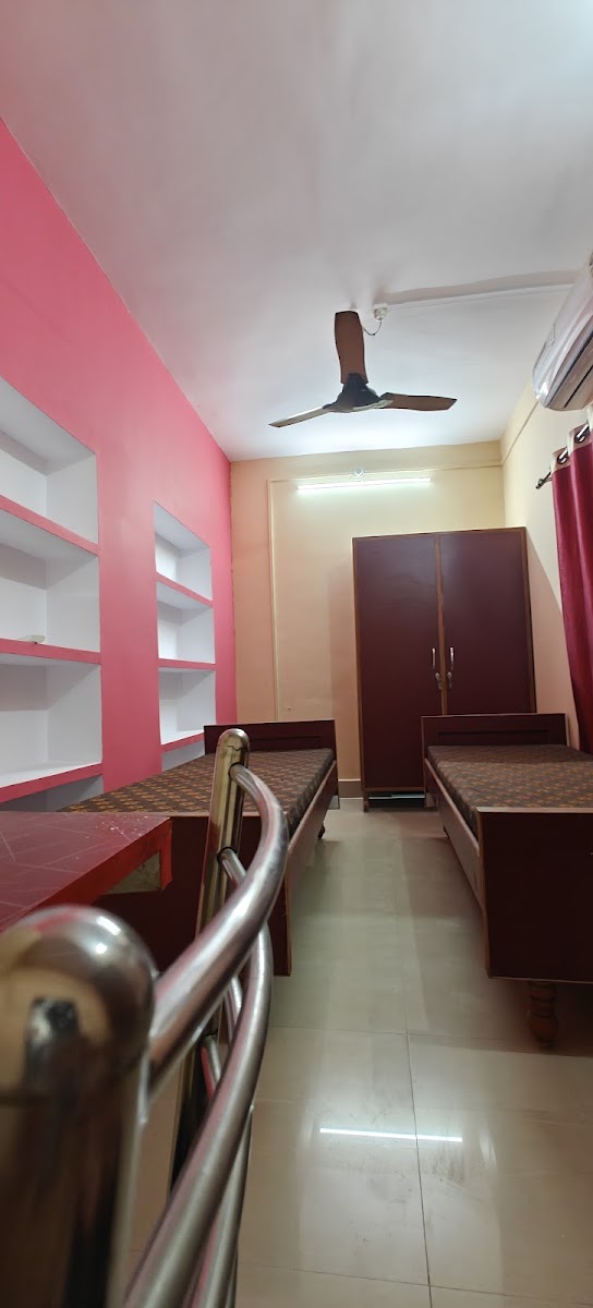 Pratiksha AC Super Luxury PG for Girls/ Women – Girls PG in Prayagraj preview photo 2