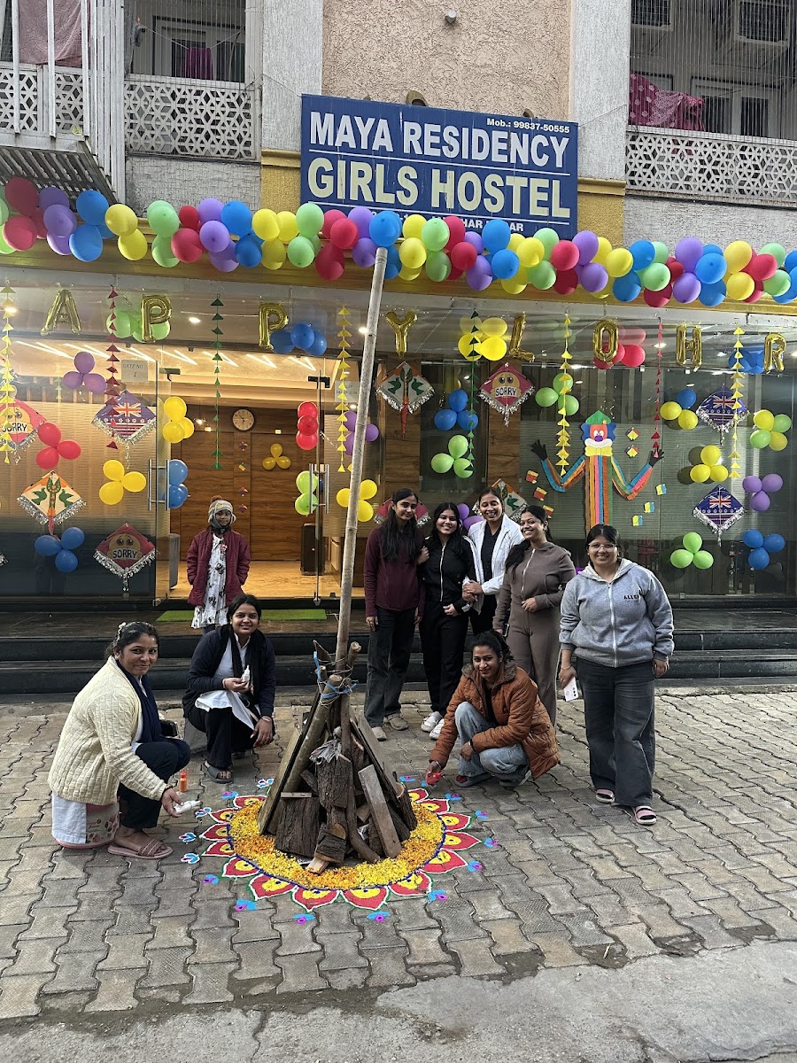 Maya residency girls hostel – Girls PG in Kota preview photo 1