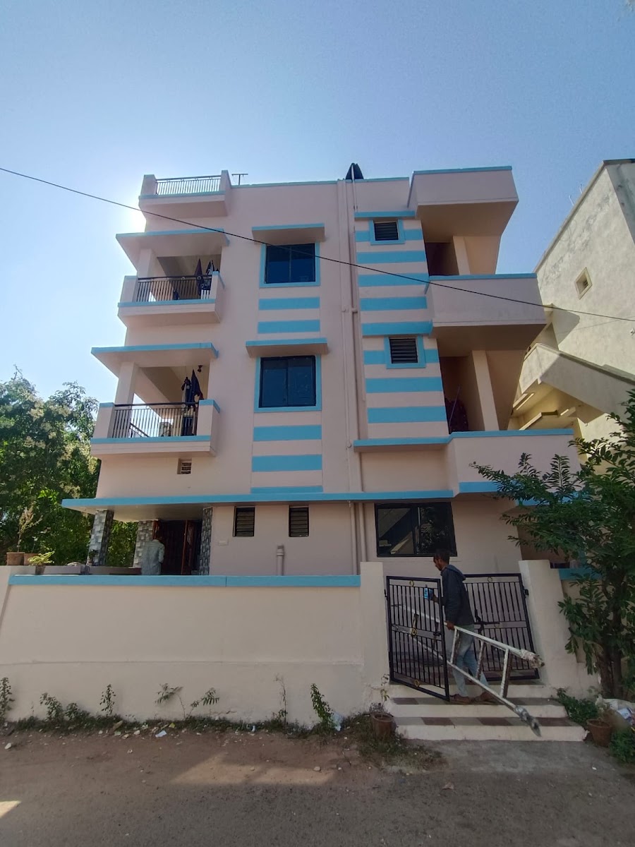 Raghuveer PG & Hostel (Boys & Girls) – Co-ed in Gandhinagar photo 1