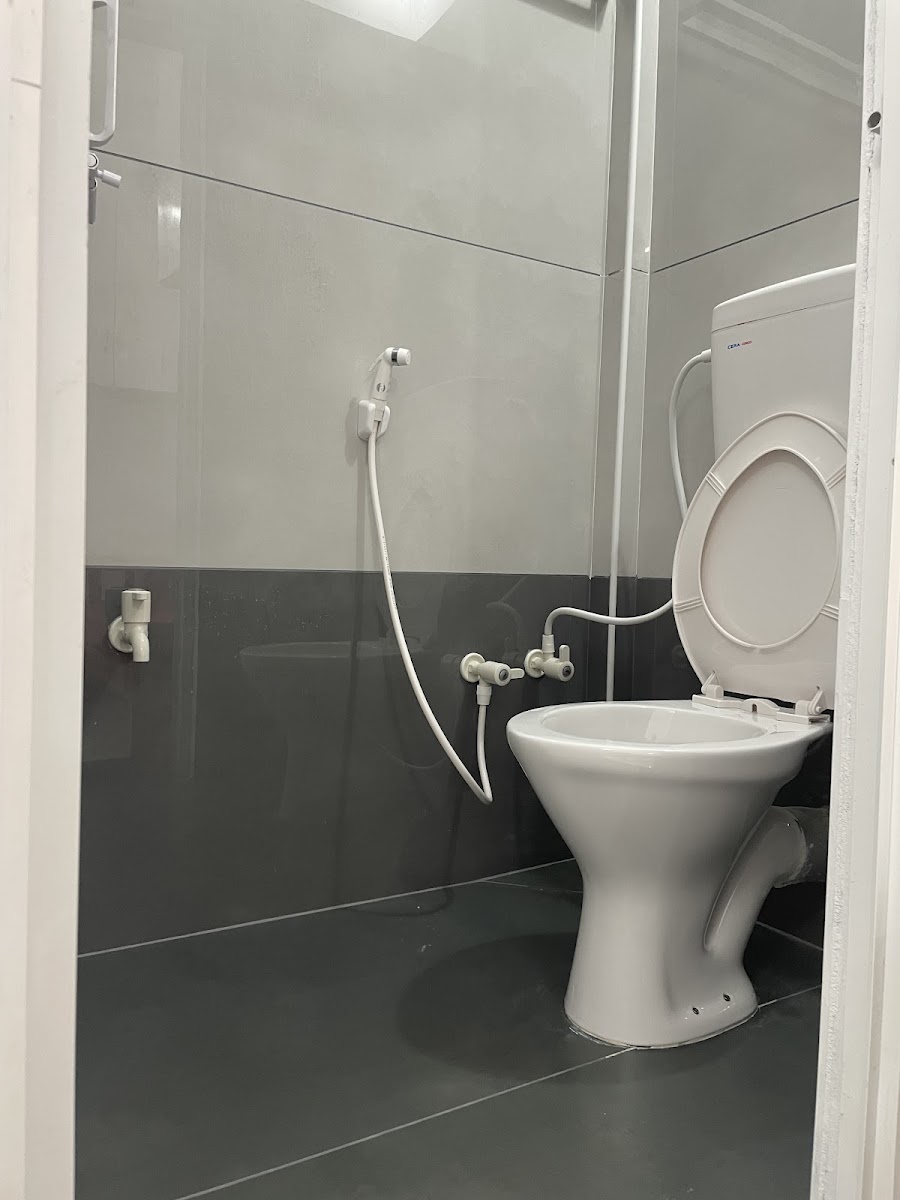MICHELLE MESSIAH APARTMENTS (Premium Stay for Ladies | P G Students | Working Women ) – Girls PG in Kochi preview photo 1