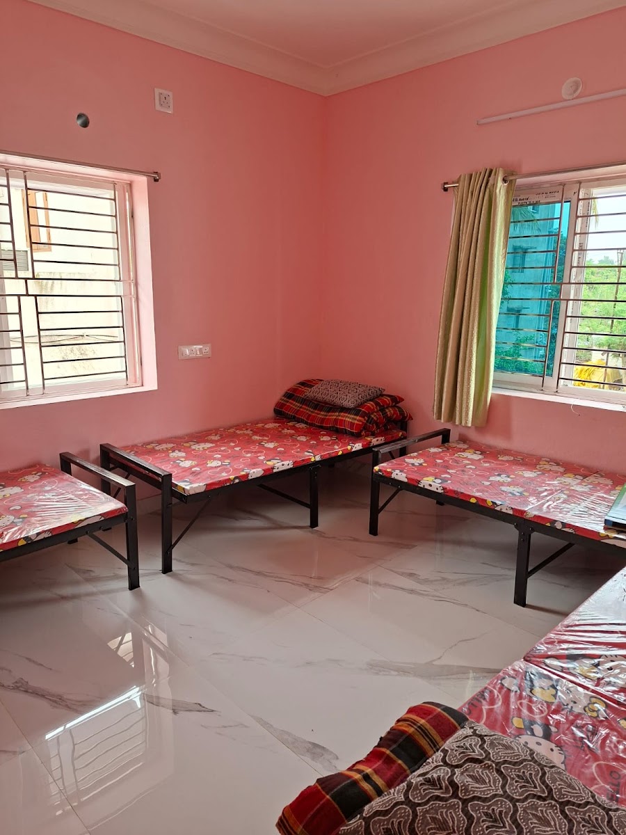 UPASANA LADIES HOSTEL – Girls PG in Bhubaneswar preview photo 1