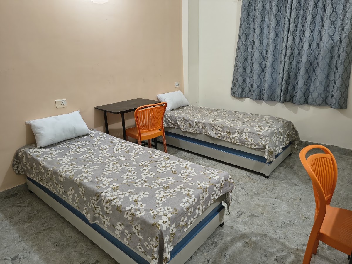 Yash Boys Hostel (GR Group) – Boys PG in Bhopal preview photo 1