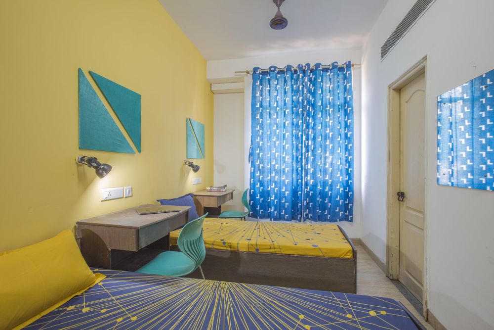 Stanza Living Chicago House | Girls PG in Knowledge Park preview 1