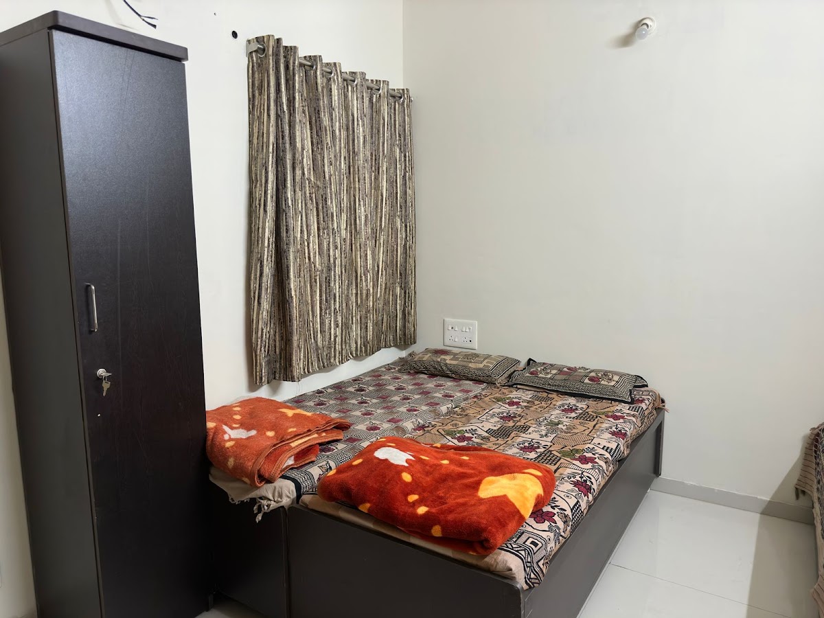 Divine Girls Hostel – Girls PG in Rajkot preview photo 1