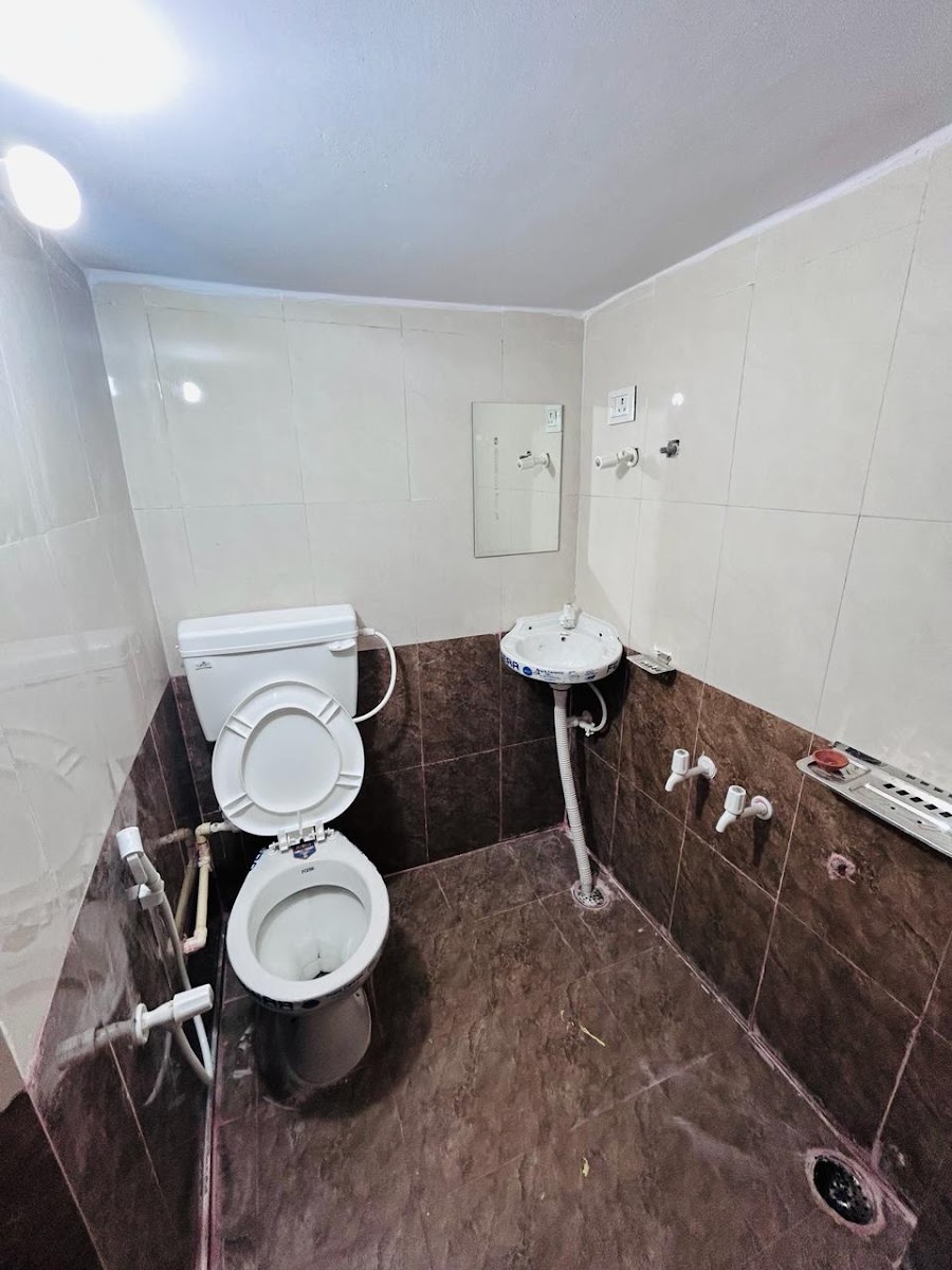 Shri Hari Girls Hostel – Girls PG in Bhopal preview photo 2