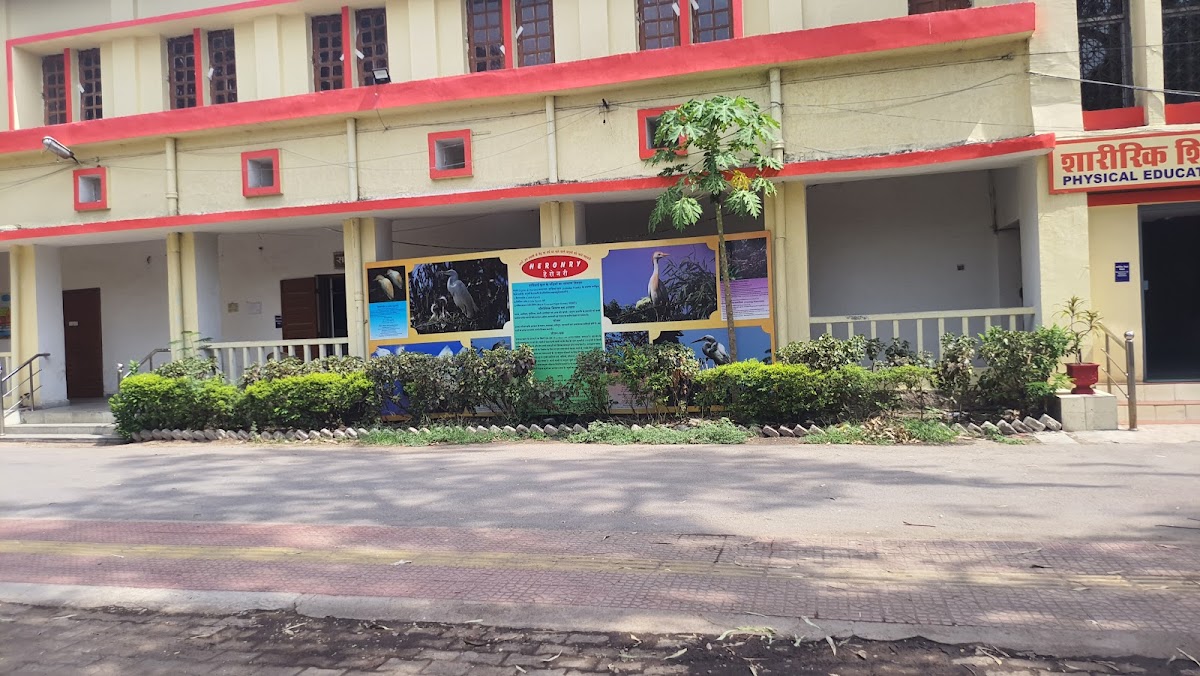 Govt. Dudhdhari Bajrang Girls' Post-Graduate Autonomous College – Girls PG in Raipur preview photo 1