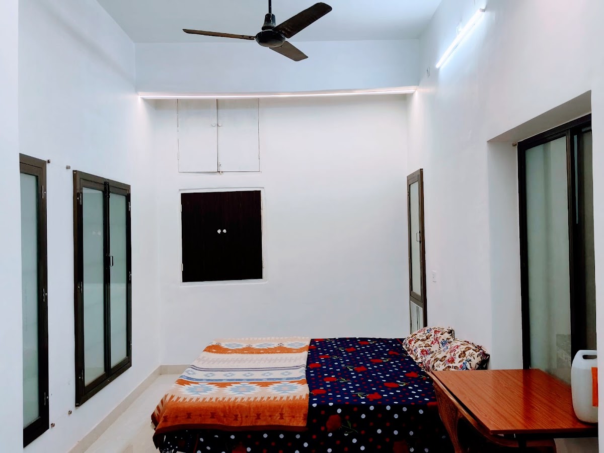 New Women's Girls PG ( GUEST STAY ) – Girls PG in Prayagraj preview photo 1