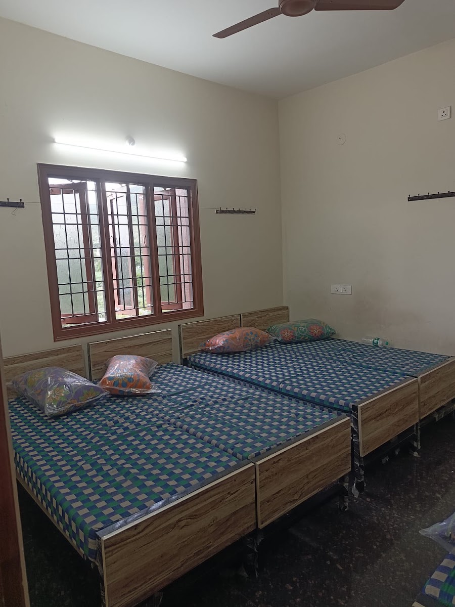PS Grand Boys PG and Hostel – Boys PG in Tirupati preview photo 1