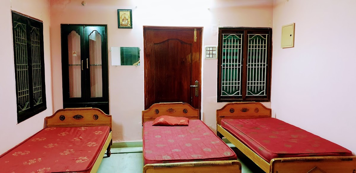 Mum's Care Girls Hostels - 1 – Girls PG in Vijayawada preview photo 1