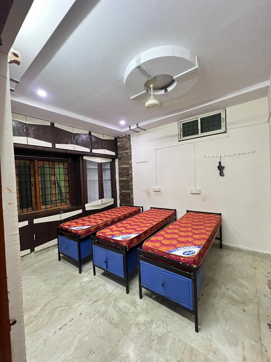 Sunrise Executive Boys Hostel. preview 2