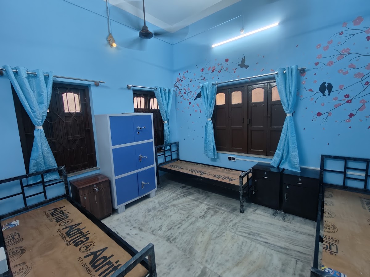 Mrinmoyee Girls Paying Guest House preview 2