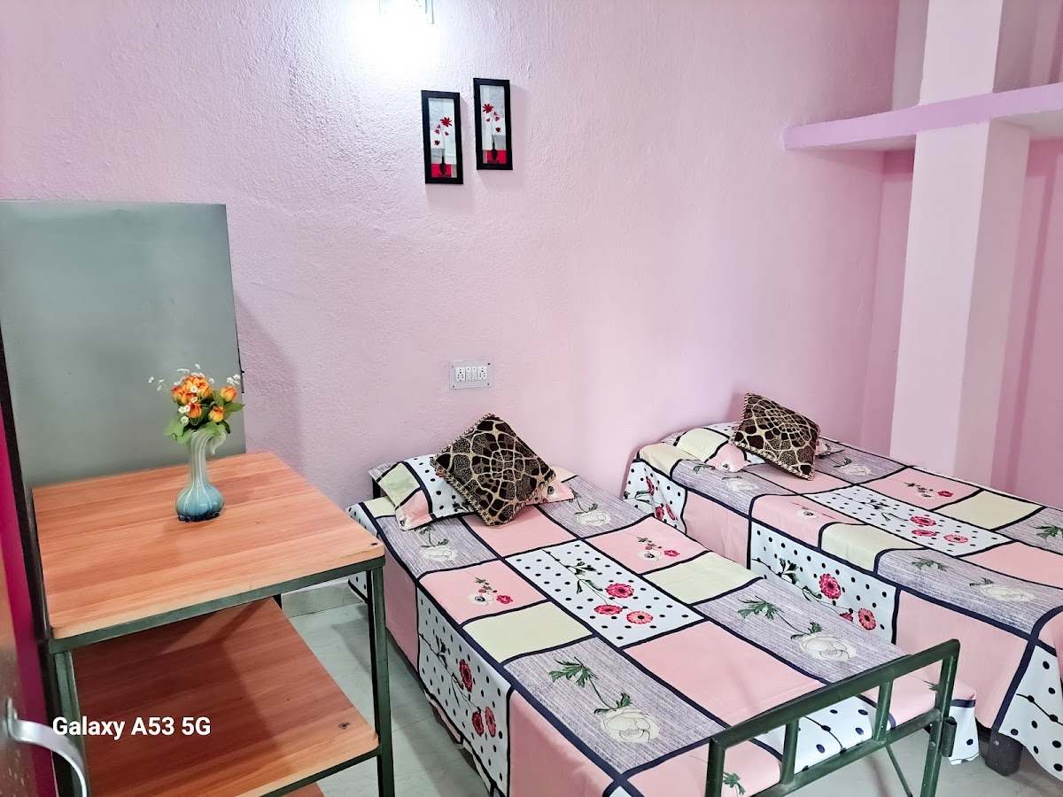 A K Lodge ( Girls PG ) – Girls PG in Ranchi preview photo 1