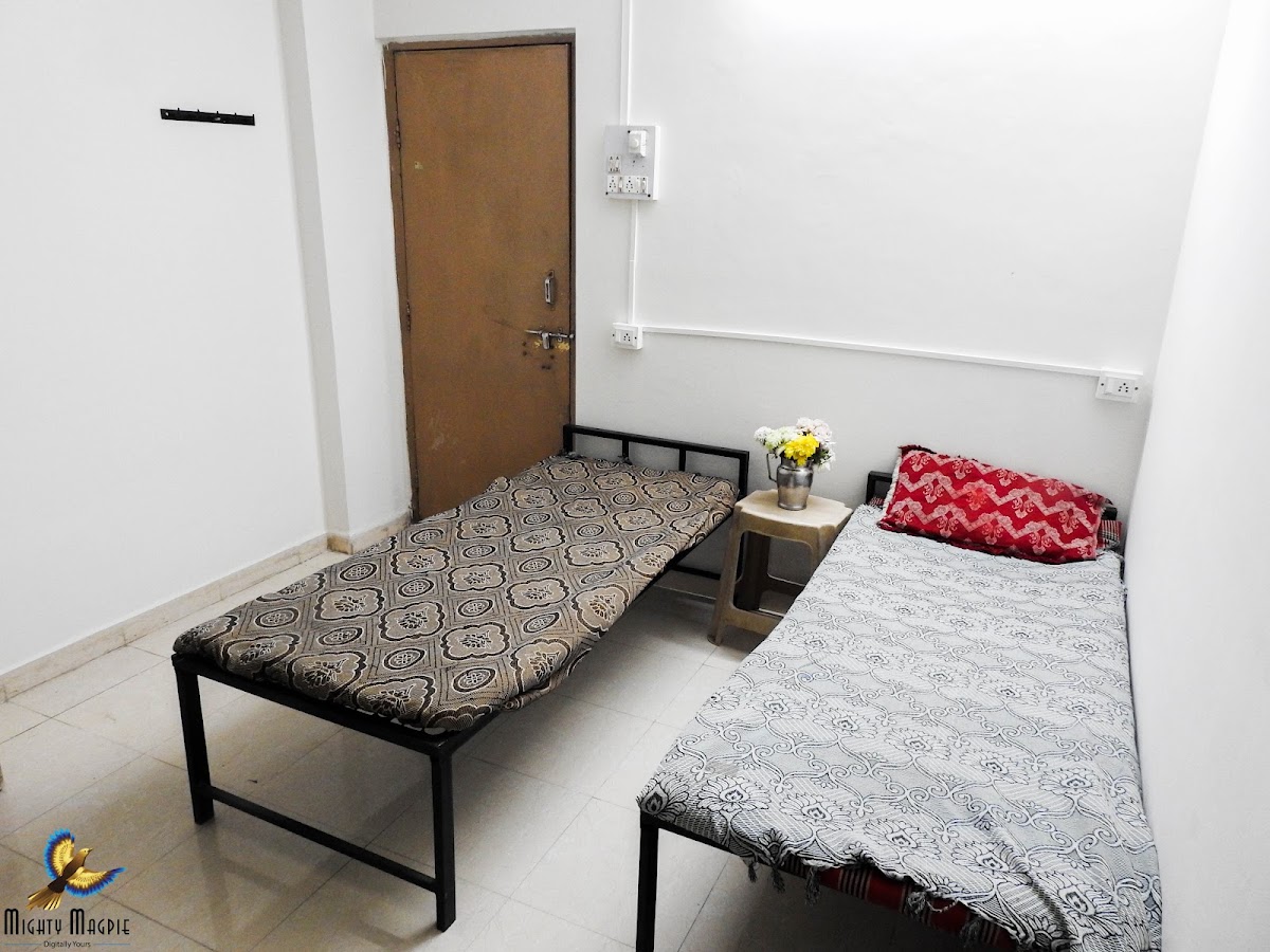 Hari Om Girls Hostel – Girls PG in Nashik preview photo 1