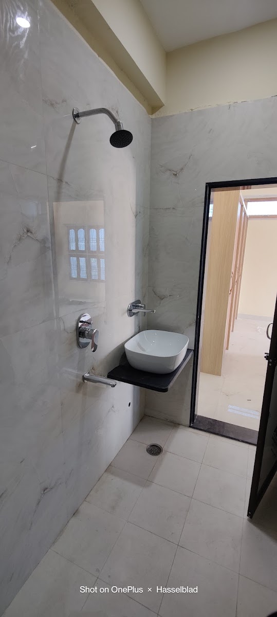 Divyanshi Girls Hostel – Girls PG in Varanasi preview photo 2