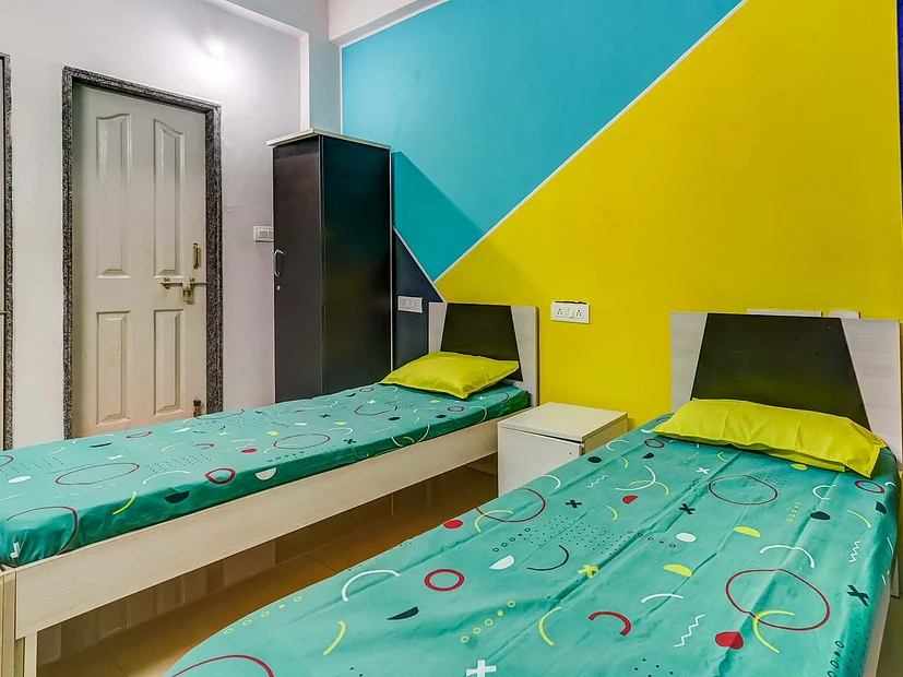 Zolo Green Valley Paying Guest (PG) in Kondapur – Co-ed in hyderabad preview photo 1