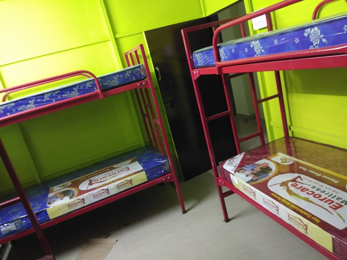 BUTTERFLY LADIES HOSTEL – Girls PG in Tiruchirappalli preview photo 1