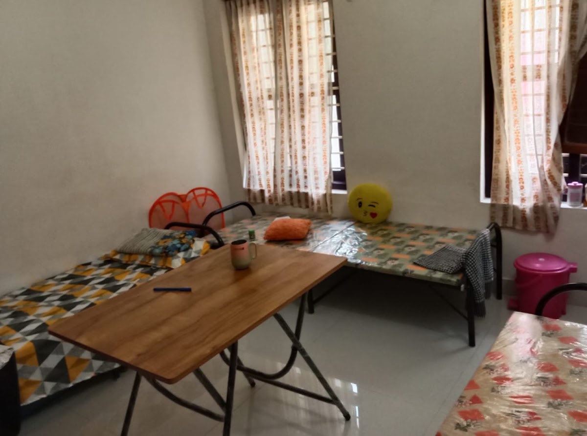Pink Nest PG for ladies – Girls PG in Thiruvananthapuram preview photo 1